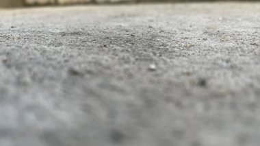 Endüstriyel ürünlerin sergilenmesi için beton oda arka planı.