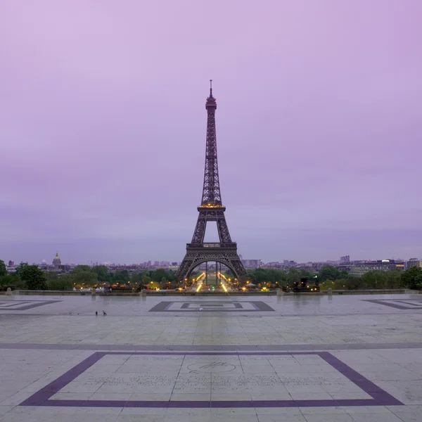 Eiffel Tower in sunrise at Trocadero, Paris — Stock Photo, Image