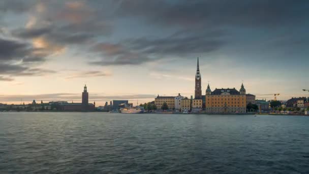 Прохід Столиці Швеції Небесної Лінії Стокгольма Під Час Заходу Сонця — стокове відео