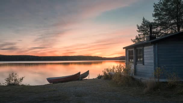 Time Lapse Two Boats Small Hut Lake Stor Skabram Jokkmokk — Stock Video
