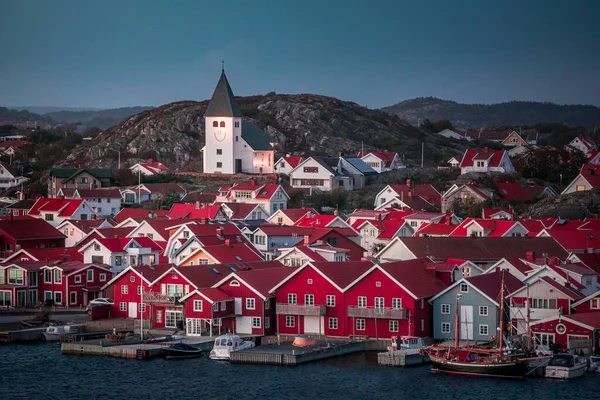 Skyline Village Skaerhamn Red Houses White Church Sunny Blue Sky — Stockfoto
