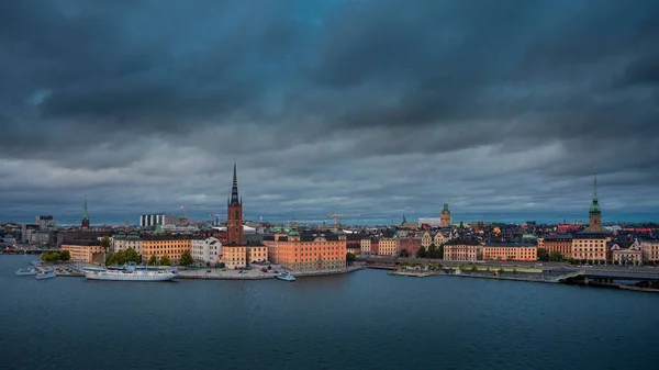 Skyline Estocolmo Por Noche Con Riddarholmskyrkan Iglesia Gamla Stan Isla — Foto de Stock