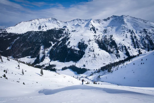 Person Snö Skitour Mareitkopfs Bergstopp Alpbachtal Österrike — Stockfoto