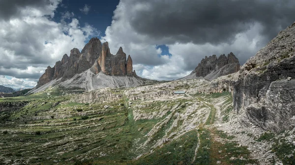 Panorama Montano Con Tre Cime Cime Del Paternkofel Vecchio Capannone — Foto Stock