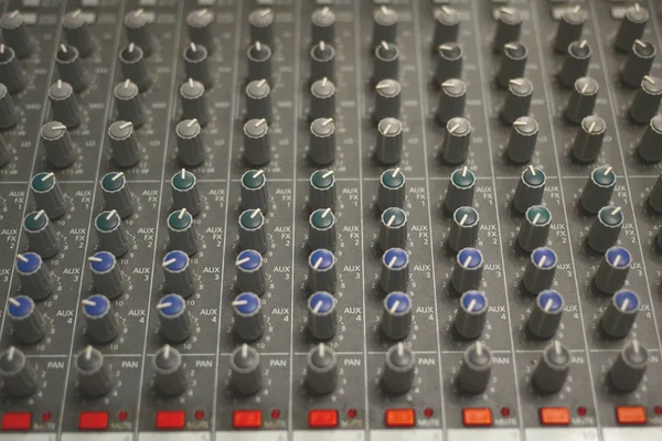 사운드 믹서 버튼 — 스톡 사진