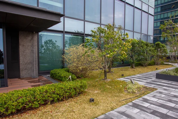 Utrolig Hengende Hage Takhage Tiende Etasje Osaka Nord Bygningen Evergreen – stockfoto