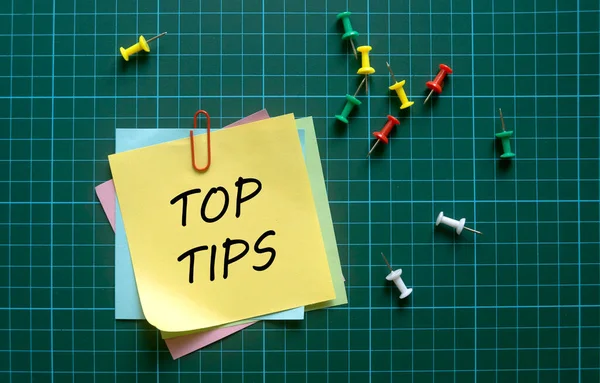 Top View Colorful Push Pins Memo Notes Written Top Tips — Fotografia de Stock