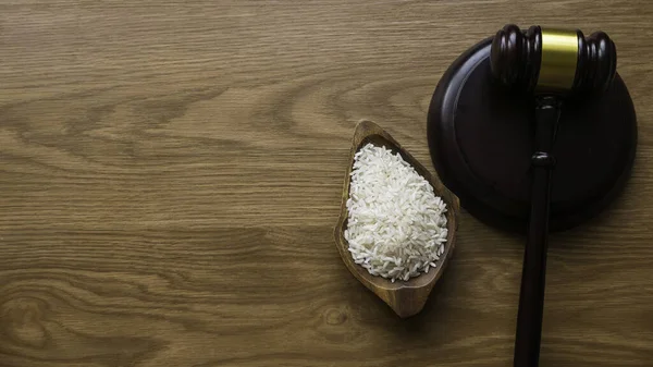 Top View Rice Gavel Wooden Background Copy Space — стоковое фото