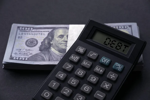 Вибірковий Фокус Грошей Калькулятор Словом Debt Чорному Тлі — стокове фото