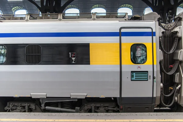 Train in Milan station — Stock Photo, Image