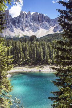 karersee ve latemar dolomites
