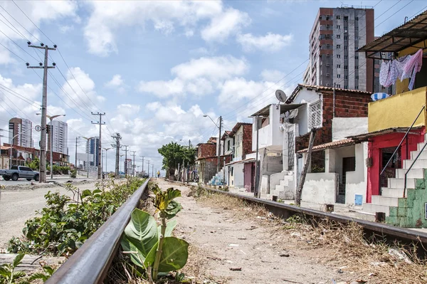 Bairro pobre e negligenciado — Fotografia de Stock