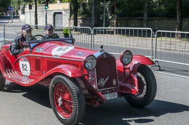 mille miglia yarışta eski araba