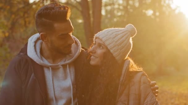 Young Happy Couple Love Standing Outdoors Hugging Admiring Sunset Sunshine — Stock Video