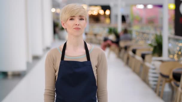 Porträt Einer Arbeiterin Café Ältere Vierzigjährige Dame Mittleren Alters Hübsch — Stockvideo
