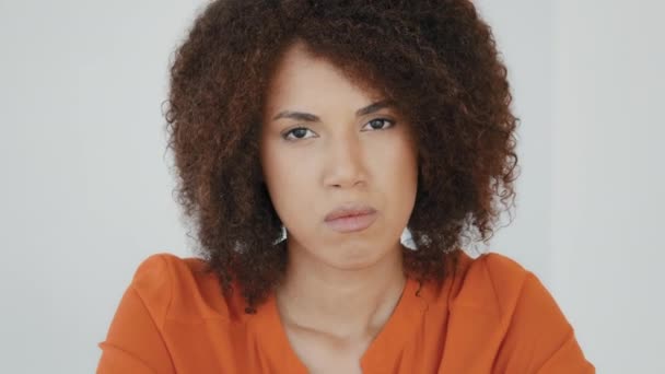 African American Angry Girl Curly Hair Furious Irritated Frustrated Biracial — 图库视频影像