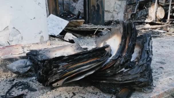 Kharkiv Kharkov Region Skovorodinovka Skovorodinivka Ukraine 2022 Burnt Book Destroyed — Vídeo de Stock