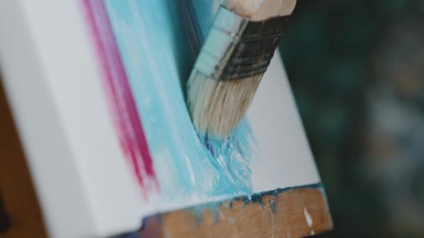 Close Female Artist Hand Paint Brush Blue Pink Red Colors — Αρχείο Βίντεο