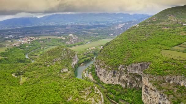 Great Aerial View Beautiful Green Landscape Natural Attraction Fields Slopes — Vídeo de Stock