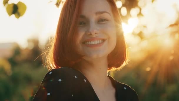 Portrait Redhead Flirty Seductive Woman Girlfriend Beautiful Pretty Caucasian Girl — Video Stock