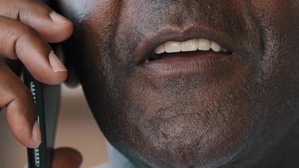 Ekstrim Close Unknown Unrecognizable Male Face African American Adult Senior — Stok Video