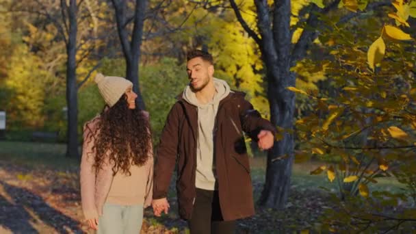 Happy Couple Love Walking Autumn Park Hold Hands Enjoy Spending — Stock video