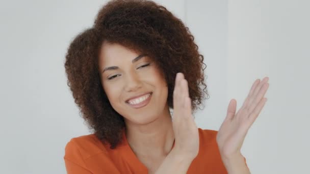 African Woman Portrait Indoor Happy Grateful Biracial Cheerful Girl Curly — Vídeo de stock