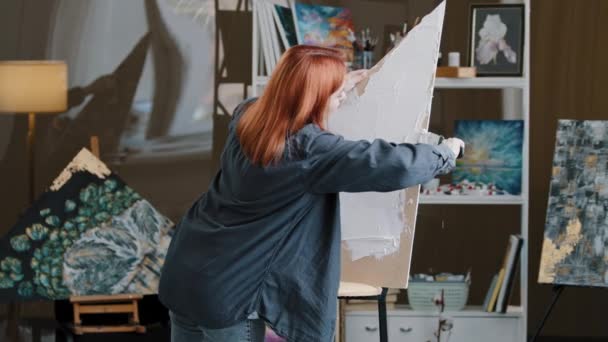 Back View Red Haired Artist Decorator Creator Designer Girl Woman — Vídeos de Stock