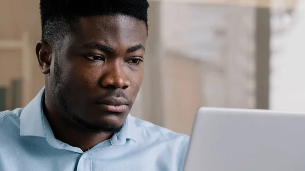 Close African American Young Male Businessman Freelancer Web Designer Work — Stockfoto