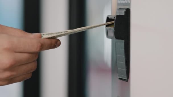 Male Hand Putting Money Banknote Entry Atm Error Banking Machine — Stok video