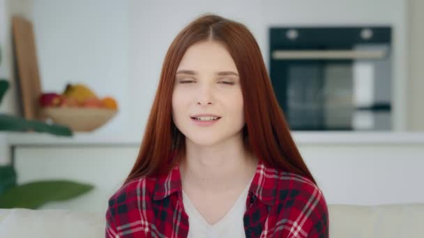 Webcam View Girl Blogger Female Redhead Caucasian Red Haired Teenage — Stock videók