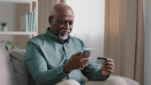Confused Puzzled Senior African Old Bald Senior Elderly Businessman Gray — Stock videók