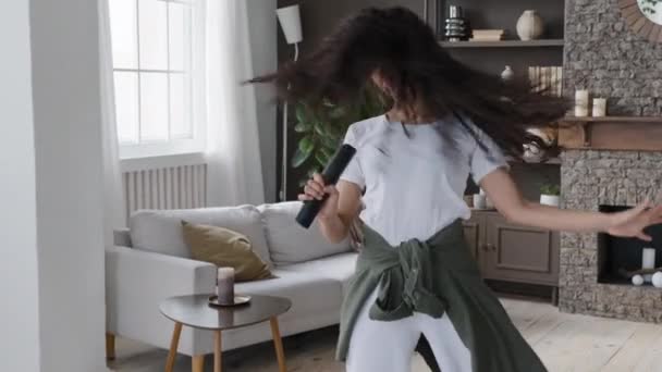 Excited Expressive Emotional Young Woman Actively Dancing Home Alone Singing — Vídeo de Stock