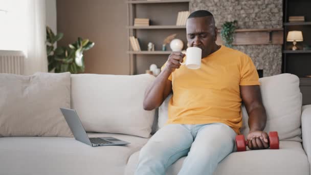 African Sportsman American Senior Drink Hot Coffee Burn Tongue Sit — Video Stock