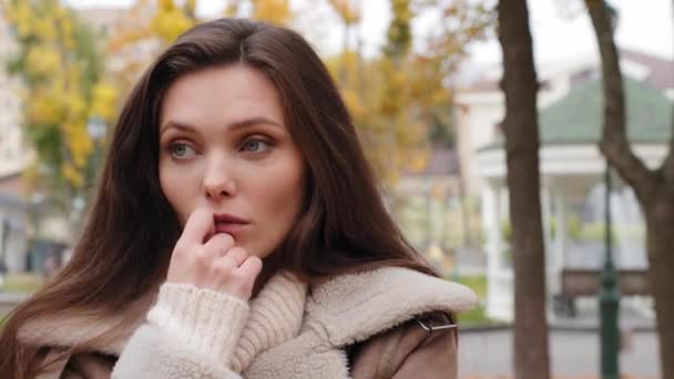 Doubtful Pensive Young Woman Brunette Caucasian Girl Stand Alone Autumn — Video Stock