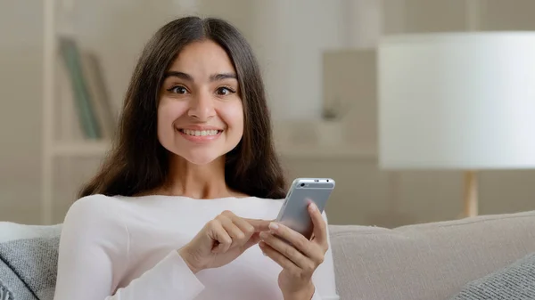 Amazed Pretty Arab Woman Girl Scrolling Pictures Likes Selfie Photos — Foto de Stock