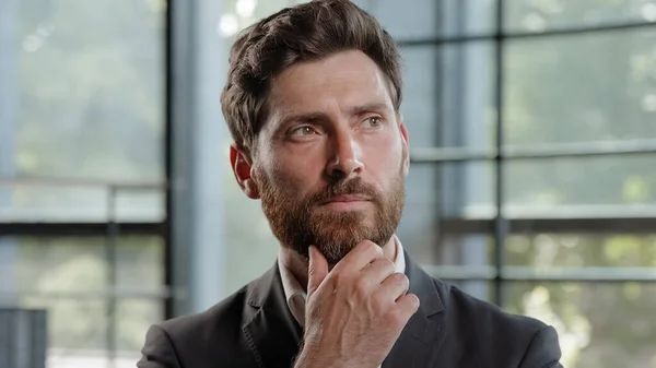 Pensive Adult Caucasian Bearded Man 40S Businessman Posing Looks Thinks — Foto de Stock