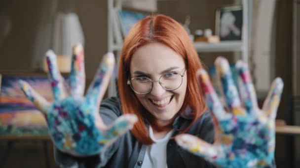Happy Funny Caucasian Red Haired Woman Eyeglasses Girl Painter Wear — Wideo stockowe