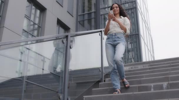 Female 30S Slim Woman Jeans Shirt Standing City Company Building — Video Stock