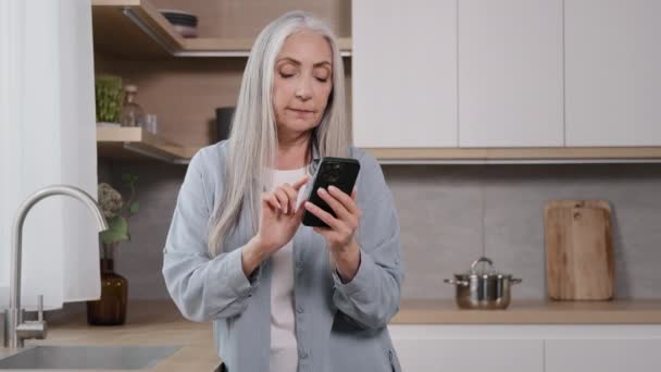 Excited Happy Elderly Woman Amazed Female Grey Haired Granny Pensioner — 비디오