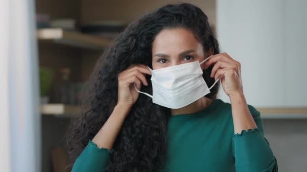 Beautiful Hispanic Arabic Woman Student Curly Hair Put Face Medical — Stock Video
