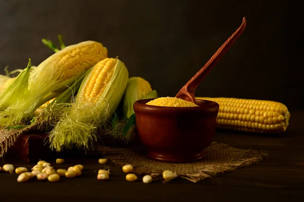 Corn Cobs Grains Rough Fabric Napkins Small Wooden Pot Corn — Stock Photo, Image