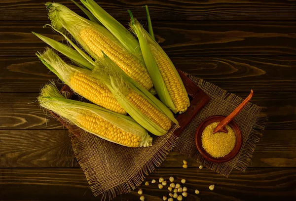 Corn Cobs Grains Rough Fabric Napkins Small Wooden Pot Corn — Foto de Stock