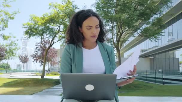 Smart Focused Clever Young Mixed Race Business Woman Hispanic Brazilian — Stock videók