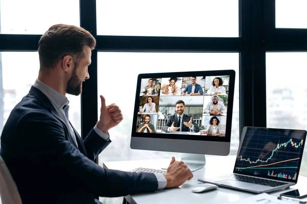 Konferensi Video Online Pengusaha Yang Sukses Bos Perusahaan Investor Saham — Stok Foto