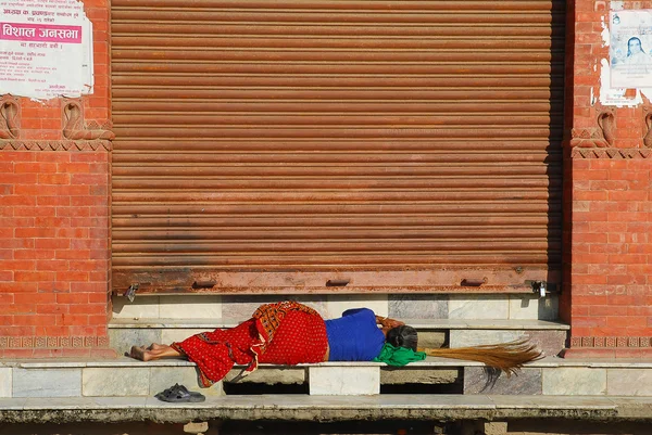 Señora trabajadora descansando — Foto de Stock