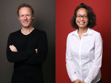 Kolaj yapan bir grup insan