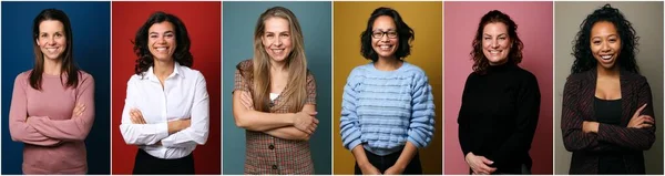 Kolaj yapan bir grup insan