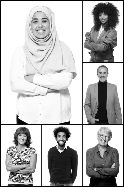 Ομάδας ανθρώπων μπροστά από ένα λευκό φόντο — Φωτογραφία Αρχείου