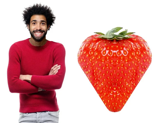 Bel homme avec une fraise — Photo